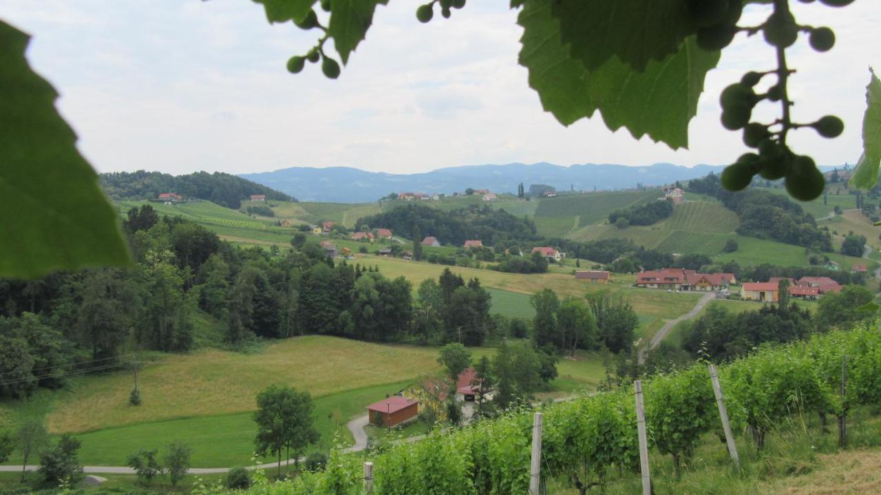 Ratsch an der Weinstraße Das Weinberghaus מראה חיצוני תמונה